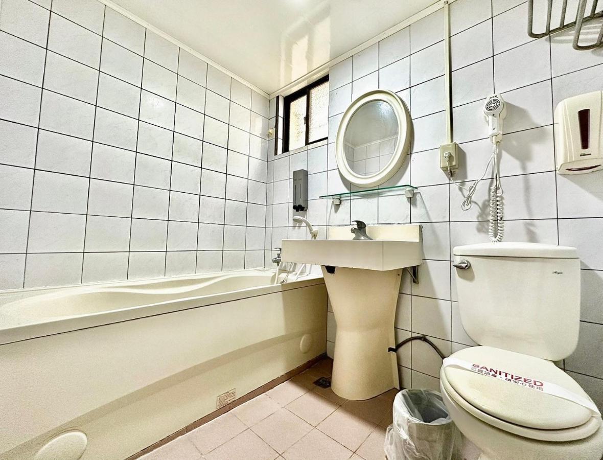 Wl Hotel Hsinchu Экстерьер фото