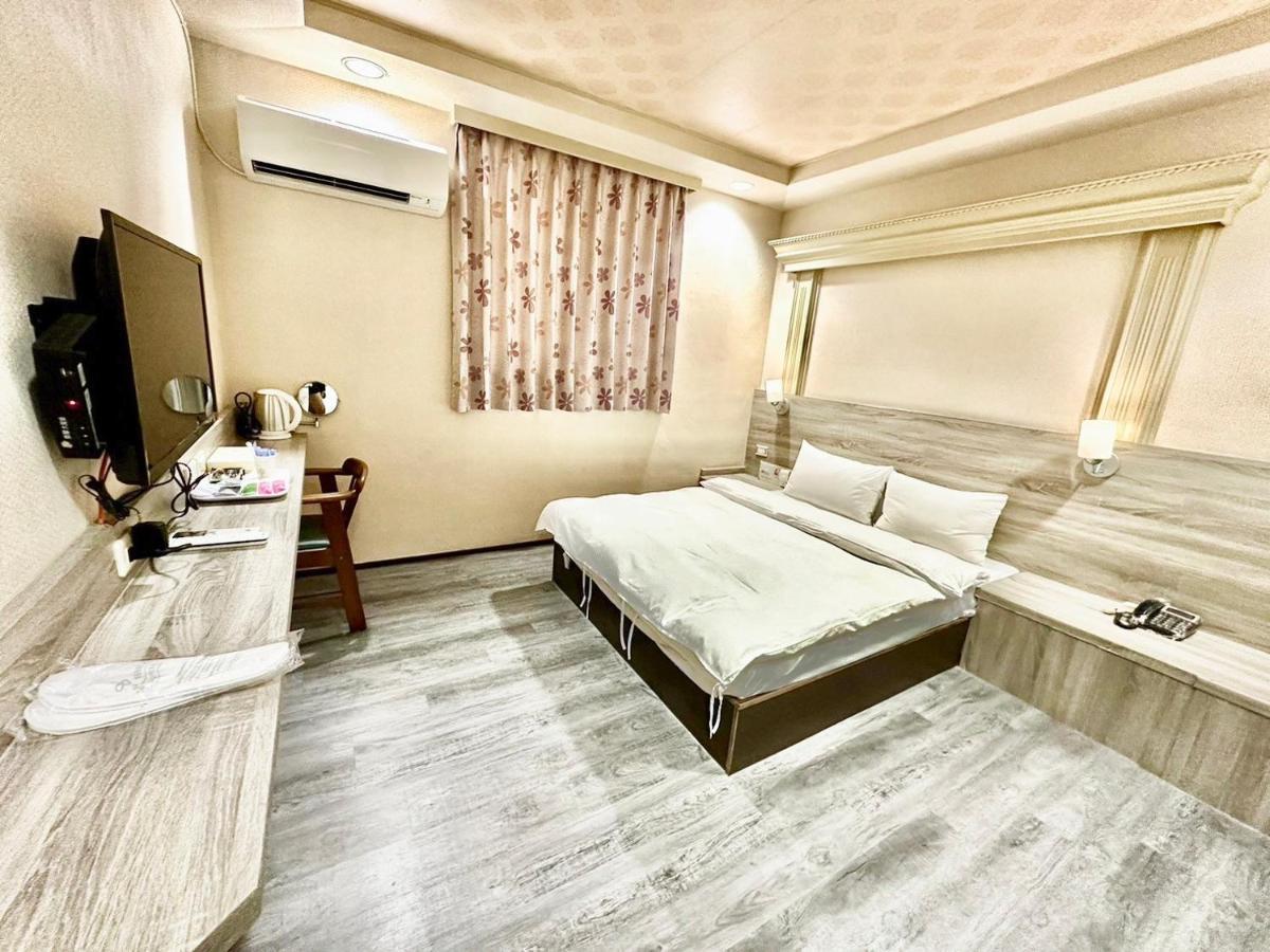 Wl Hotel Hsinchu Экстерьер фото